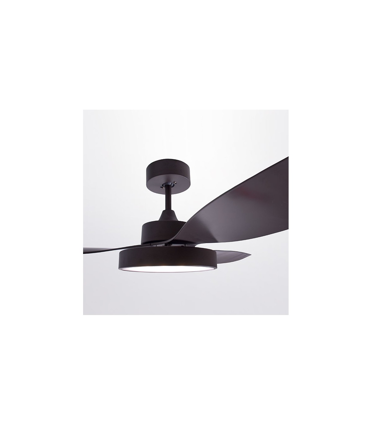 Ventilador Tulum DC 25W 2500Lm 3 Aspas Marrón CCT