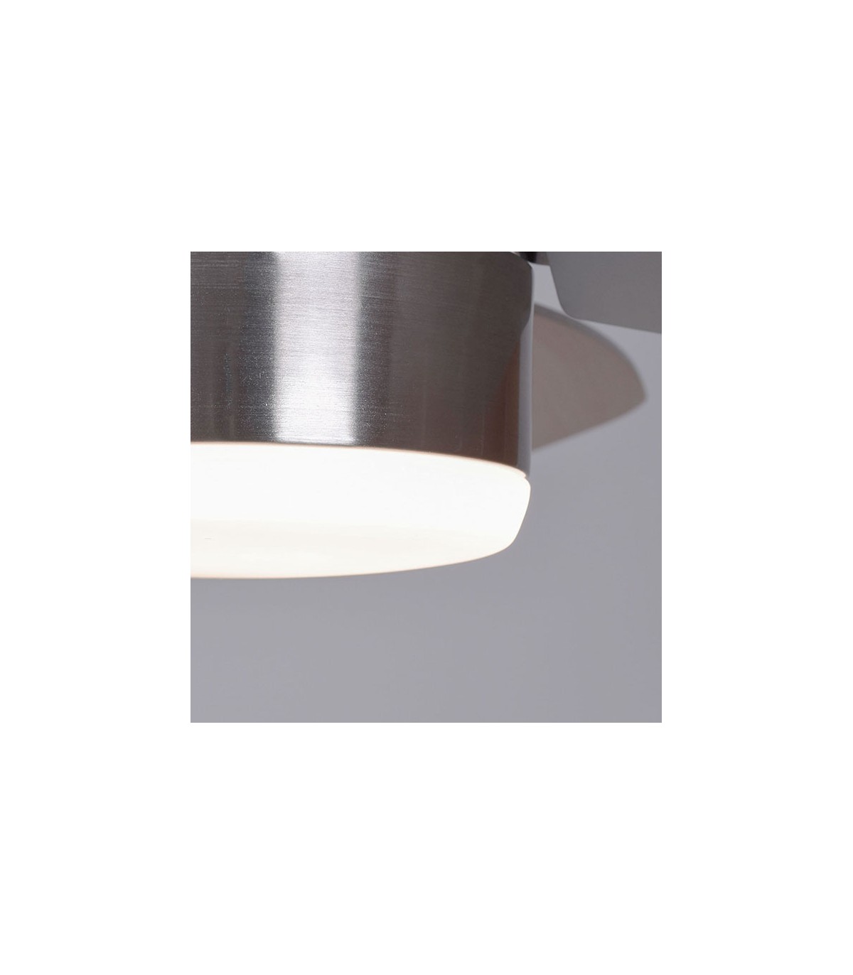 Ventilador Fresco AC 16W 1600Lm 4 Aspas Níquel