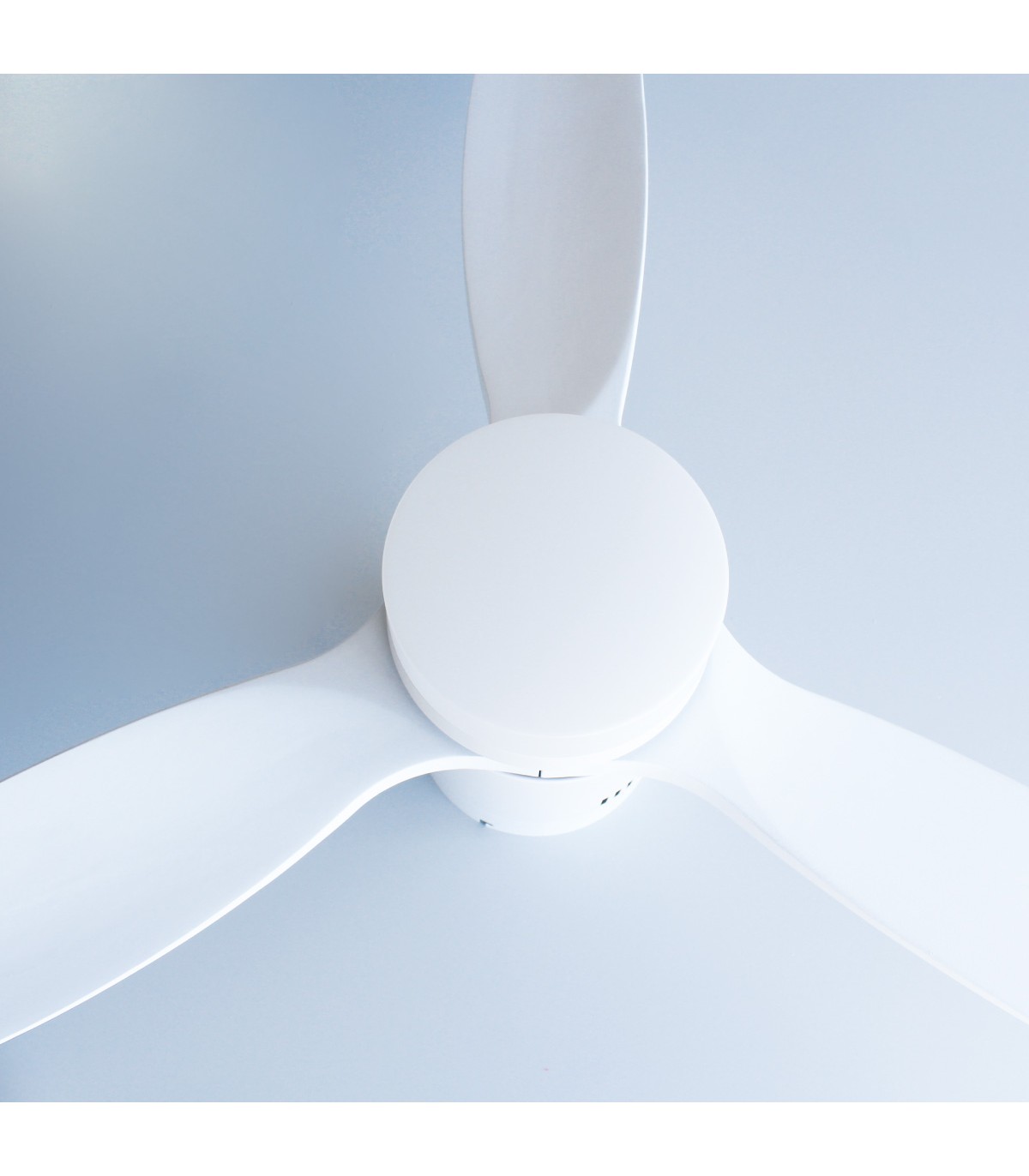 Ventilador Kasama Blanco DC 15W 1534Lm 3 Aspas Blanco CCT