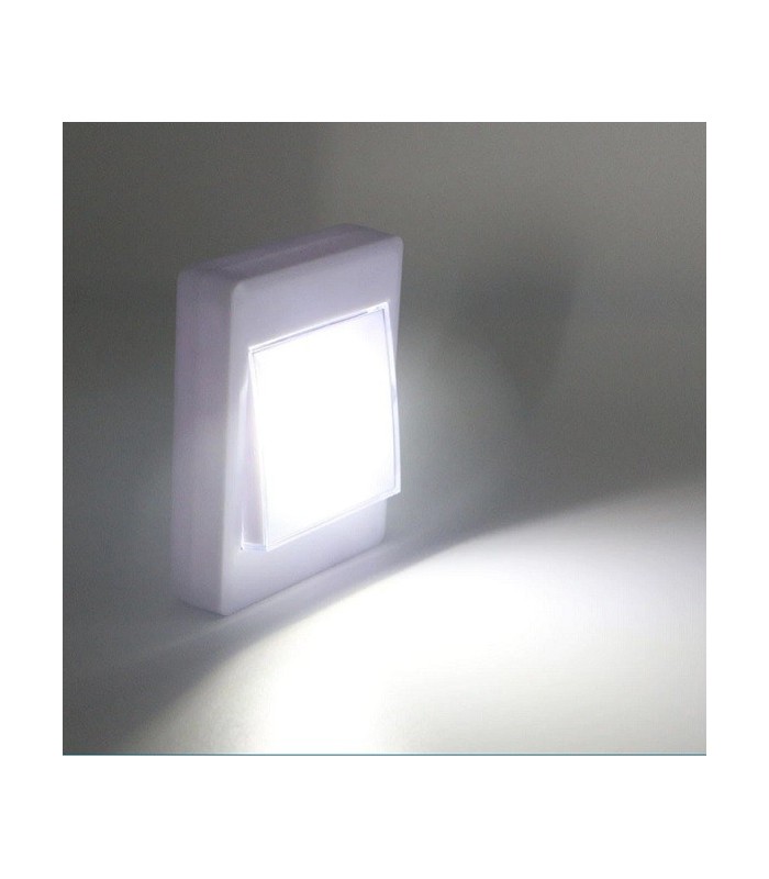 Luz armario LED COB 3W con interruptor. 4 Pilas LR03 (AAA)